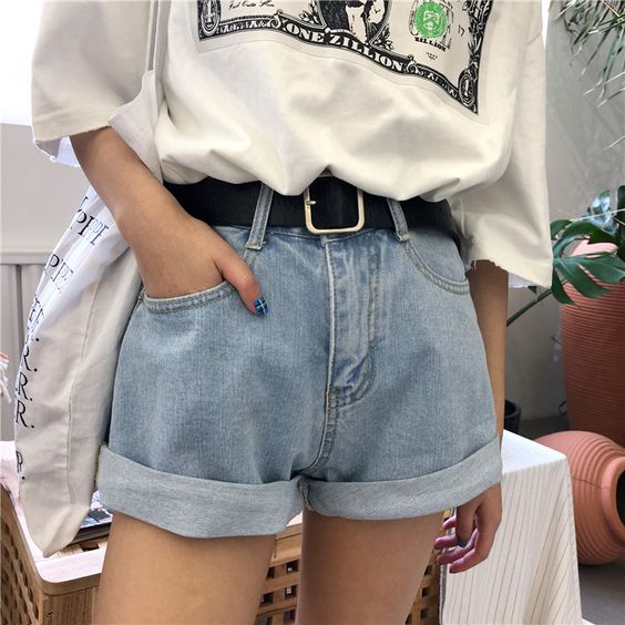 The perfect pair of shorts to shape you under clothes or as shorts