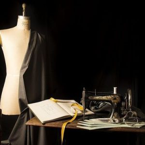 freelance_fashion_designer_sewing_machine