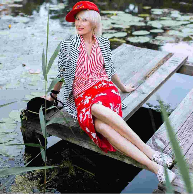 Irina Tikhomirova
