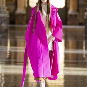 fashion_observance_fashion_show_pink_valentino